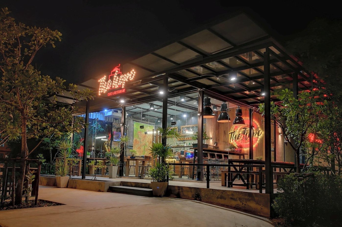 The Hope Cafe กรุงเทพกรีฑา : กรุงเทพมหานคร