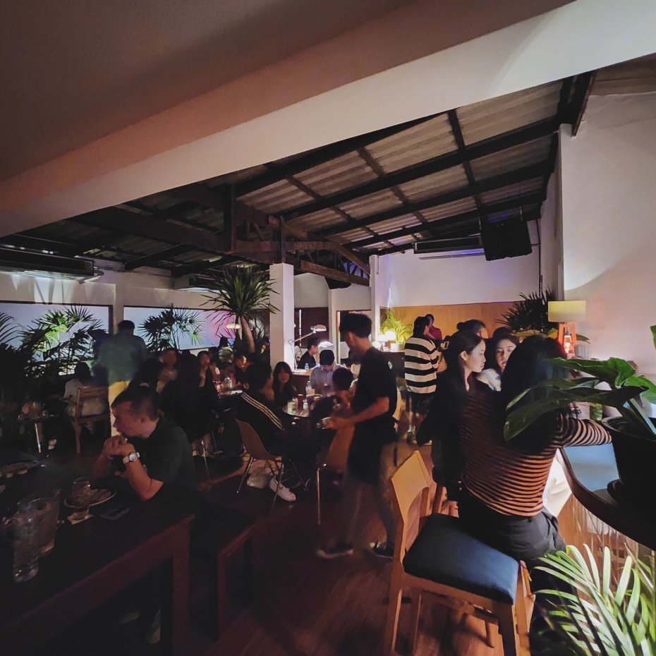 Contemp Bar : กรุงเทพมหานคร