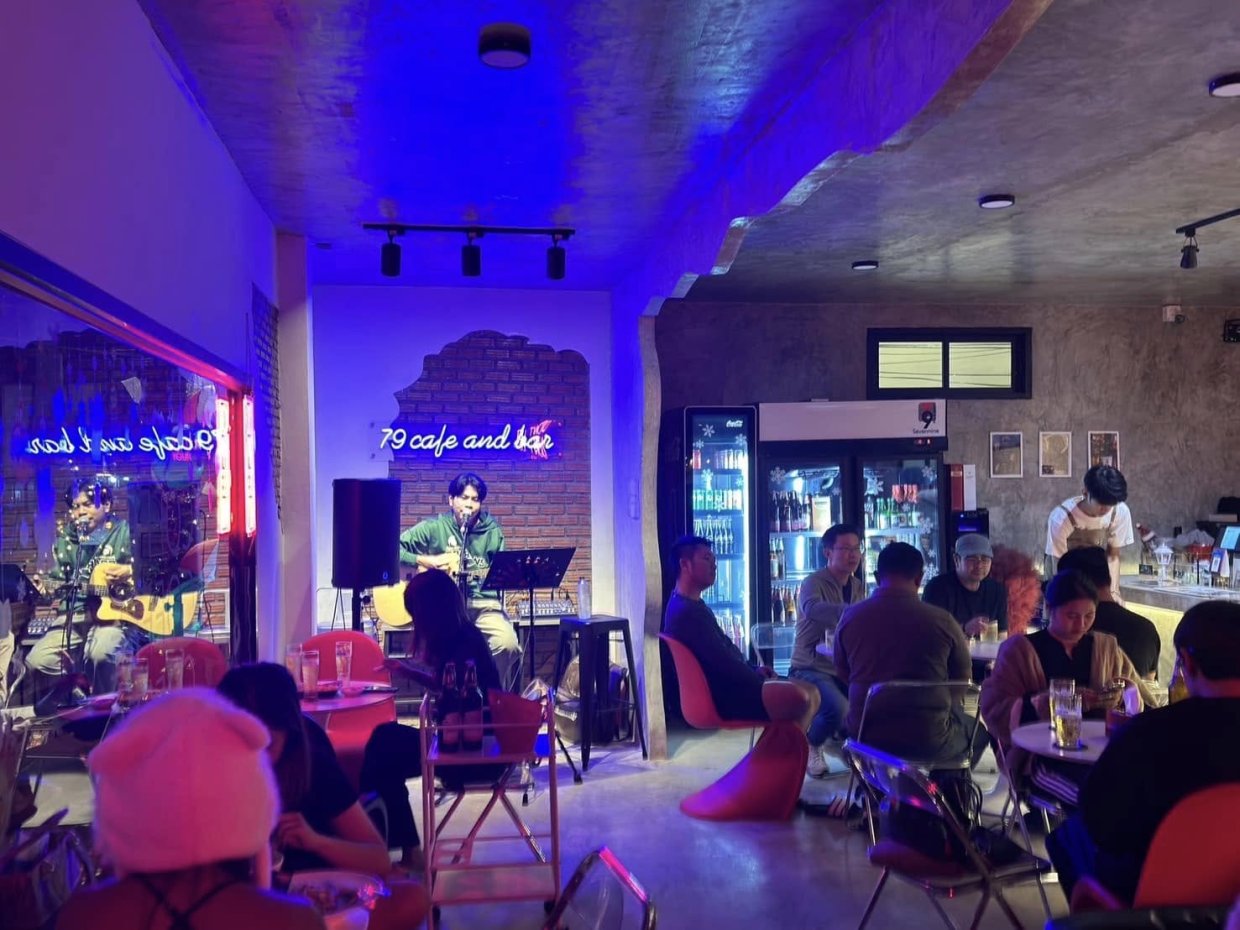 79 café&bar buriram : บุรีรัมย์