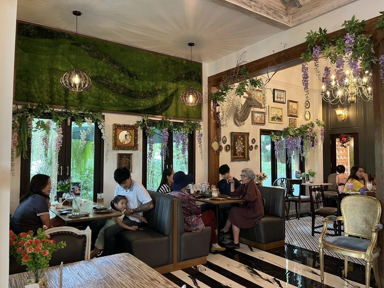 ชื่น-ฤไท คาเฟ่ : เชียงใหม่