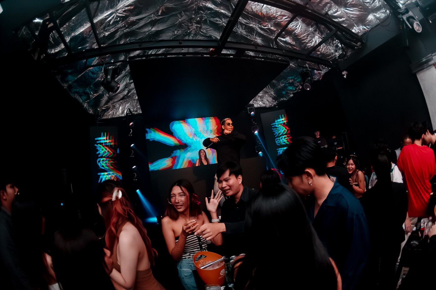 Taurus Thonglor 10 : Bangkok
