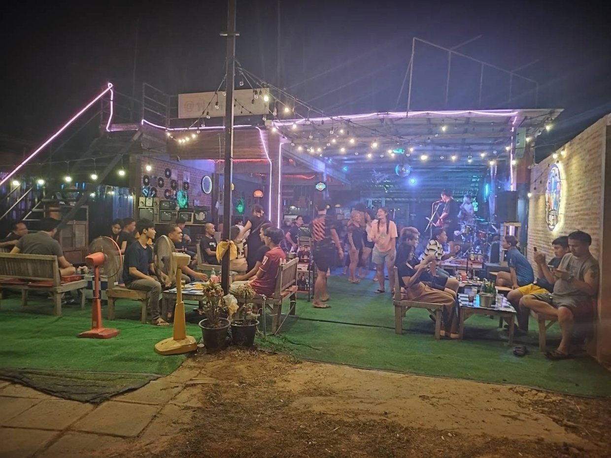 ฟ้าหลังฝน  (ศีขรภูมิ) : สุรินทร์