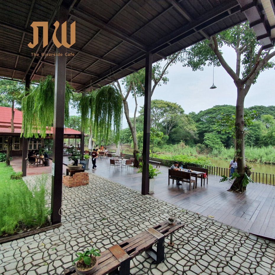 pop The Riverside Cafe : Suphan Buri