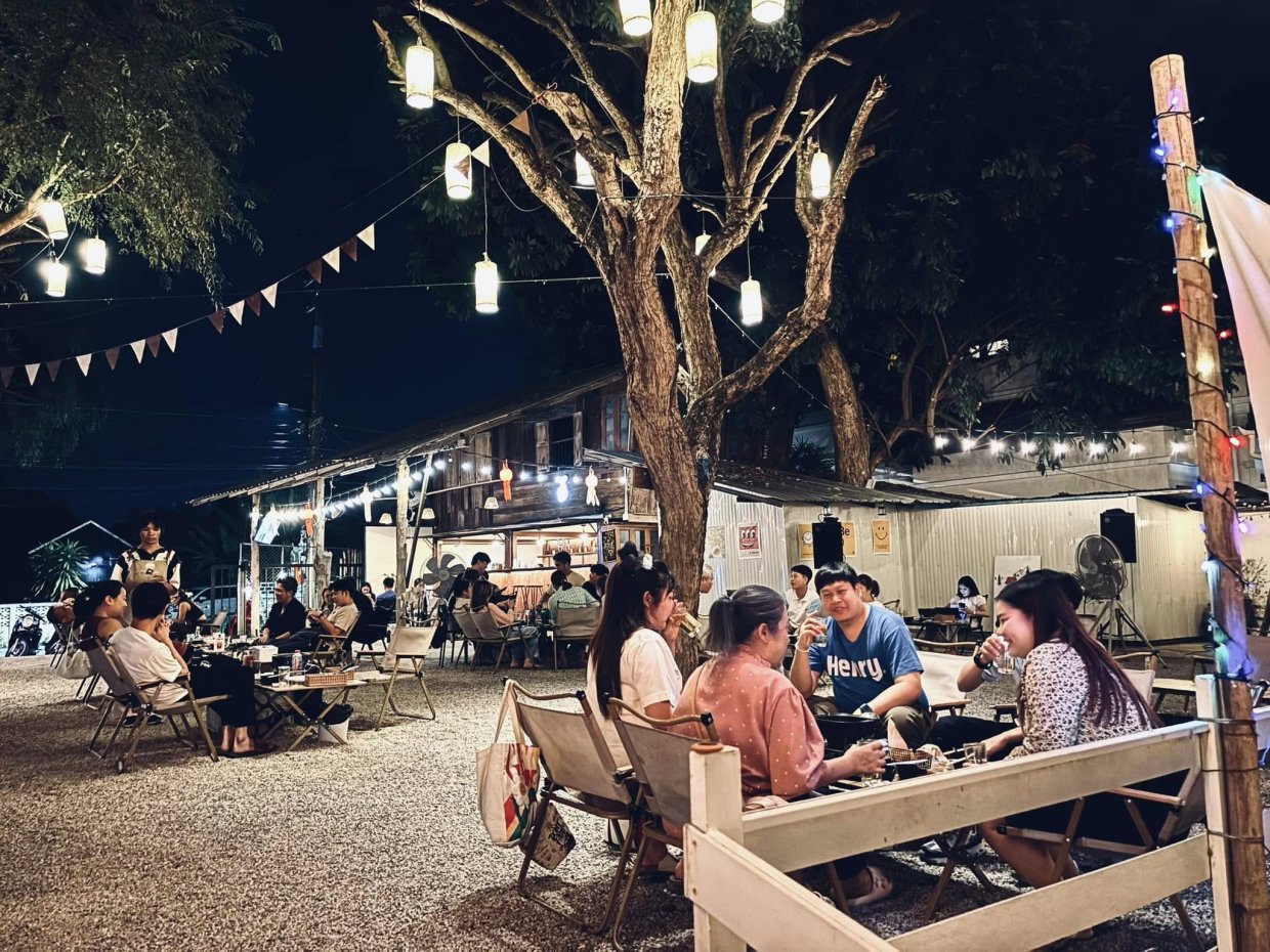 ลาบแคมป์ x river flows : เชียงใหม่