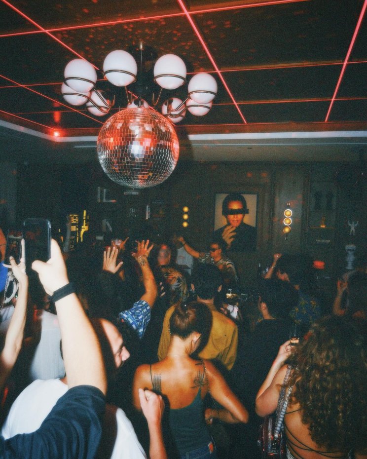 APT 101 Club : กรุงเทพมหานคร