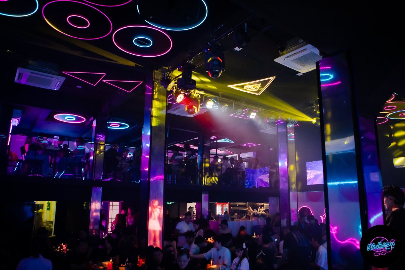 Walkman Music Bar : Chon Buri