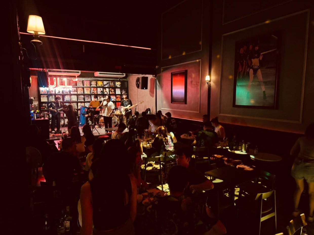 LULL LLB : นครปฐม