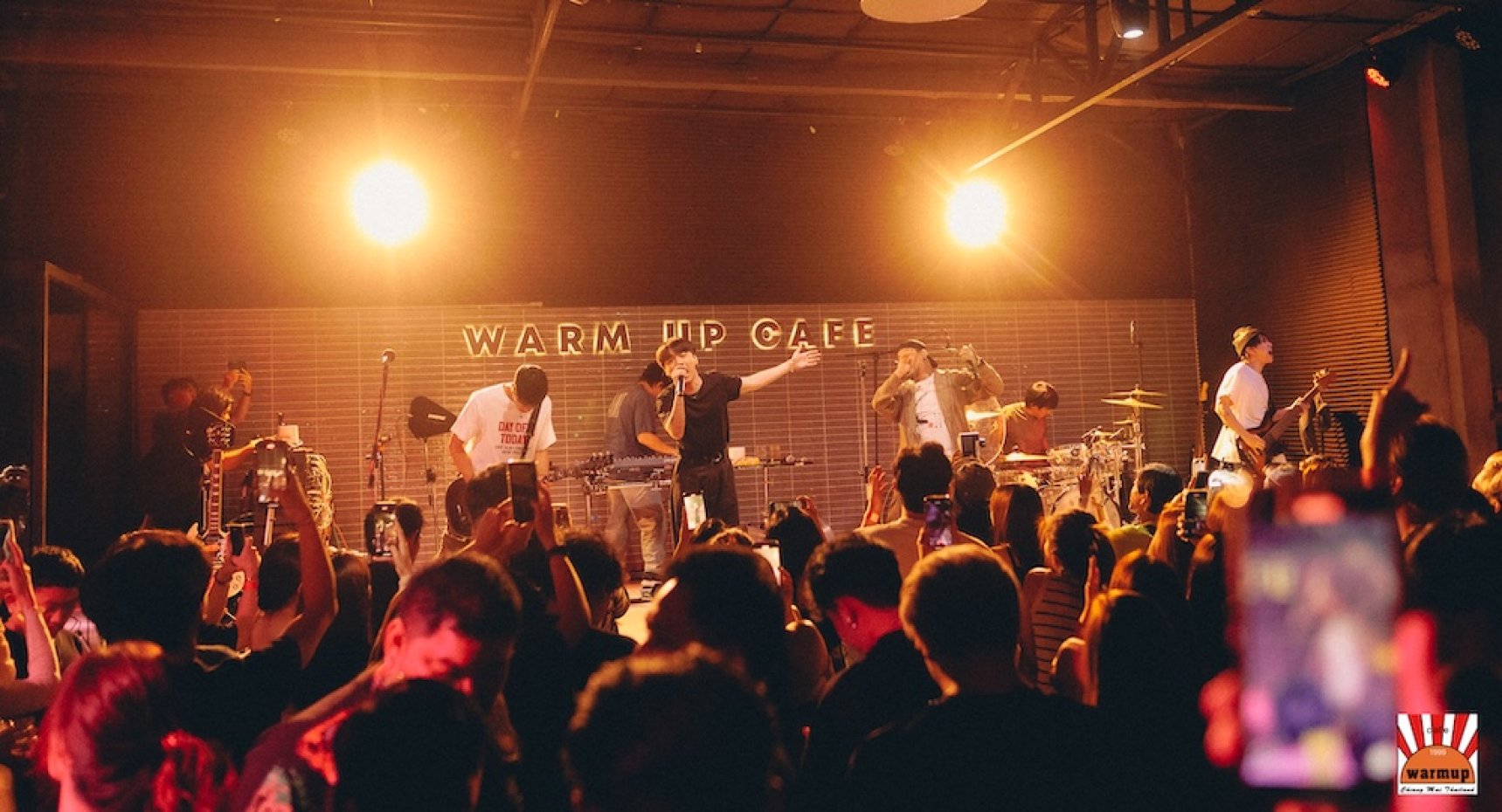 Warmupcafe Chiangmai : เชียงใหม่
