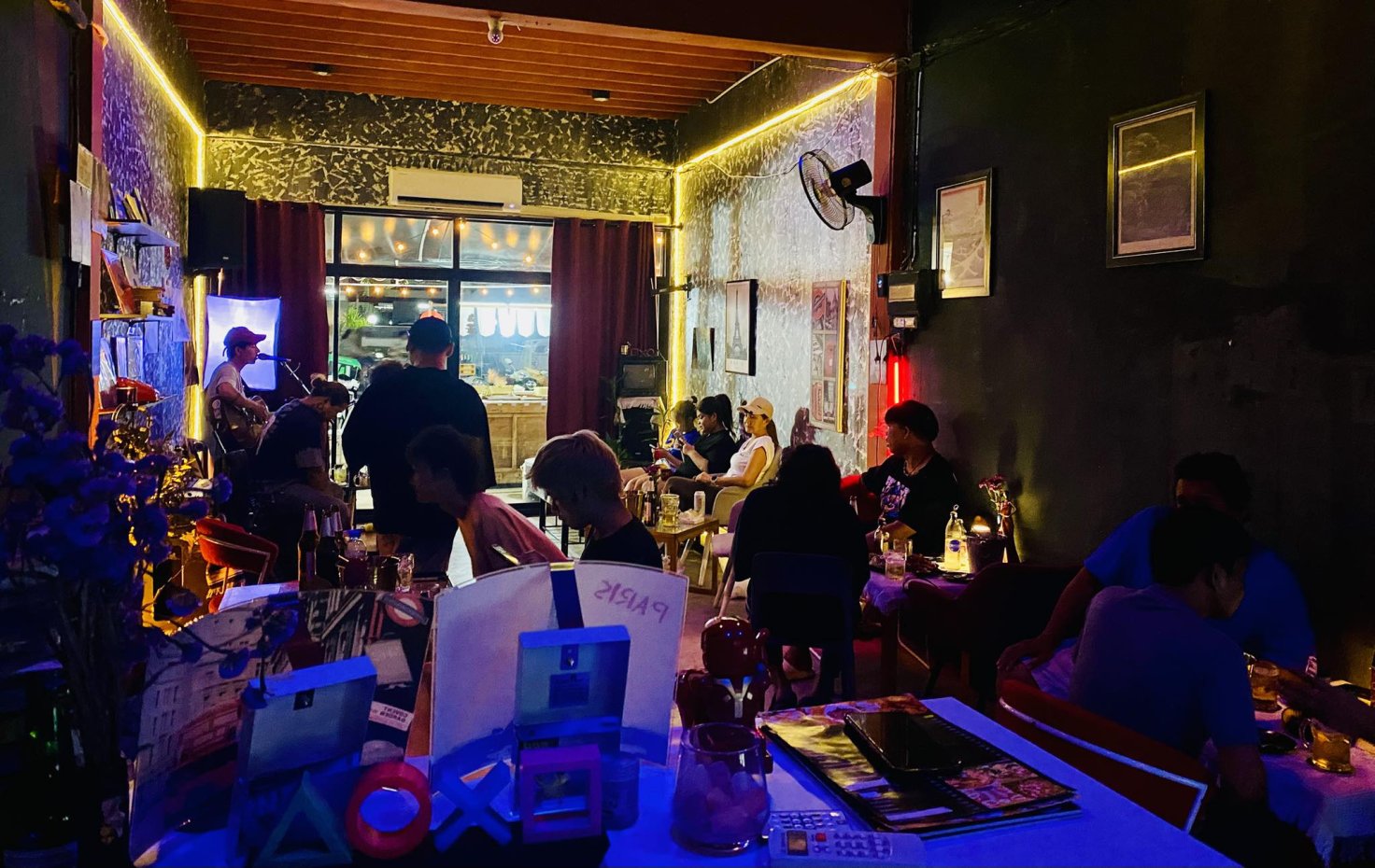 Seamen’s Cafe&Bar : ชลบุรี