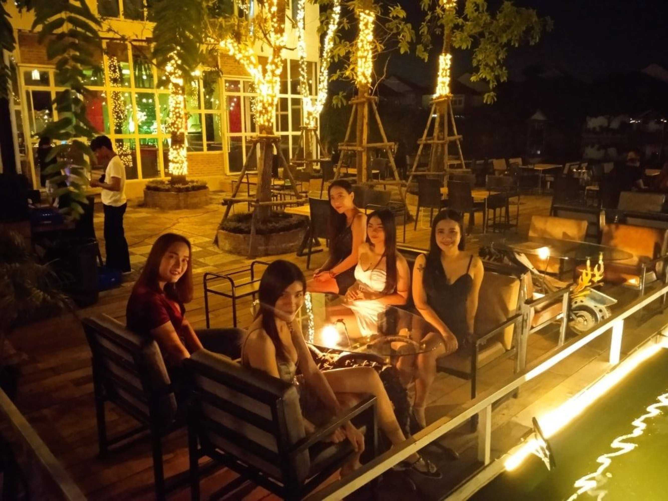 ร้านไปกันเรา สะพานใหม่-วัชรพล : กรุงเทพมหานคร