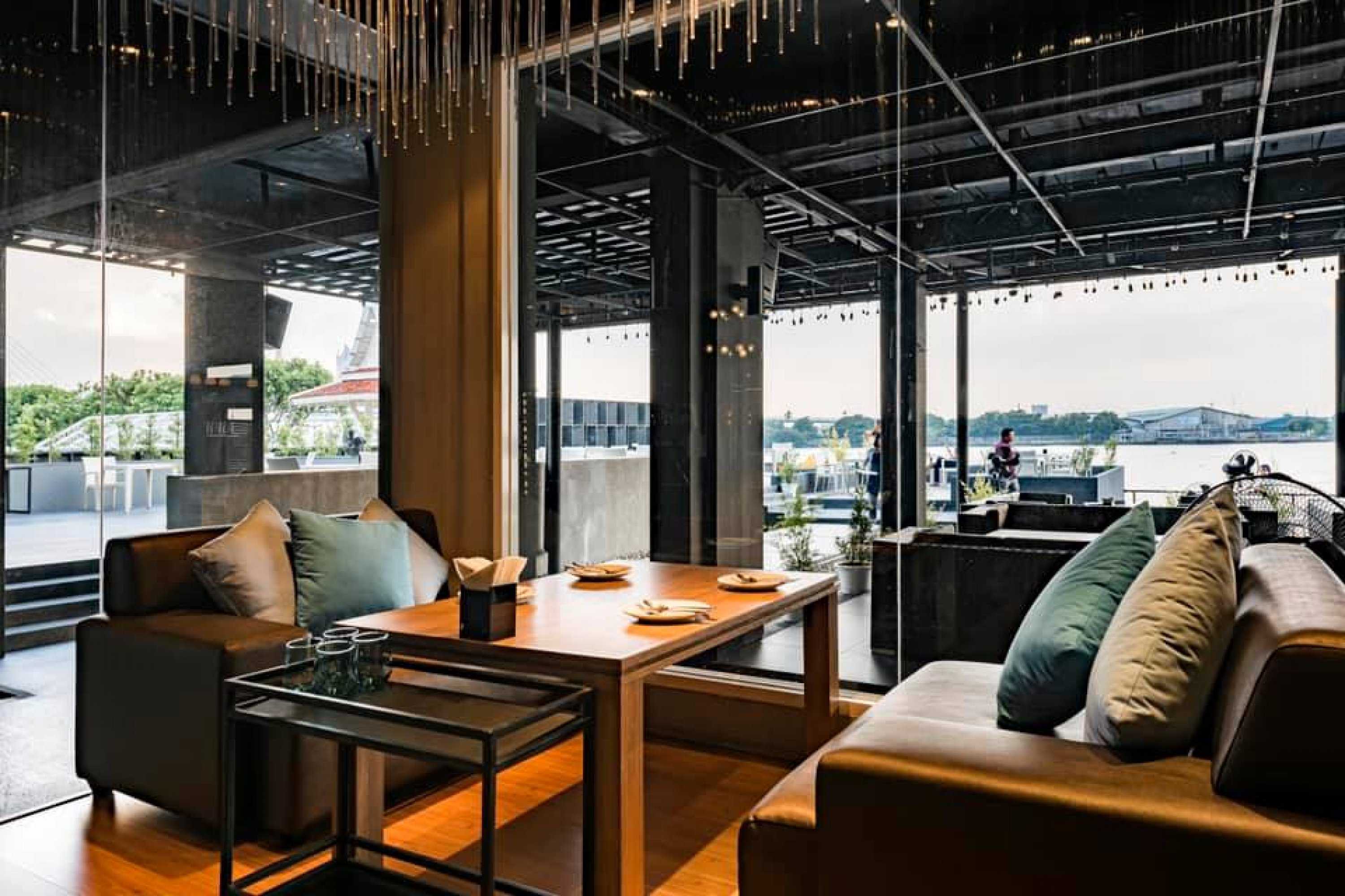 The Tara Bar&Restaurant : กรุงเทพมหานคร