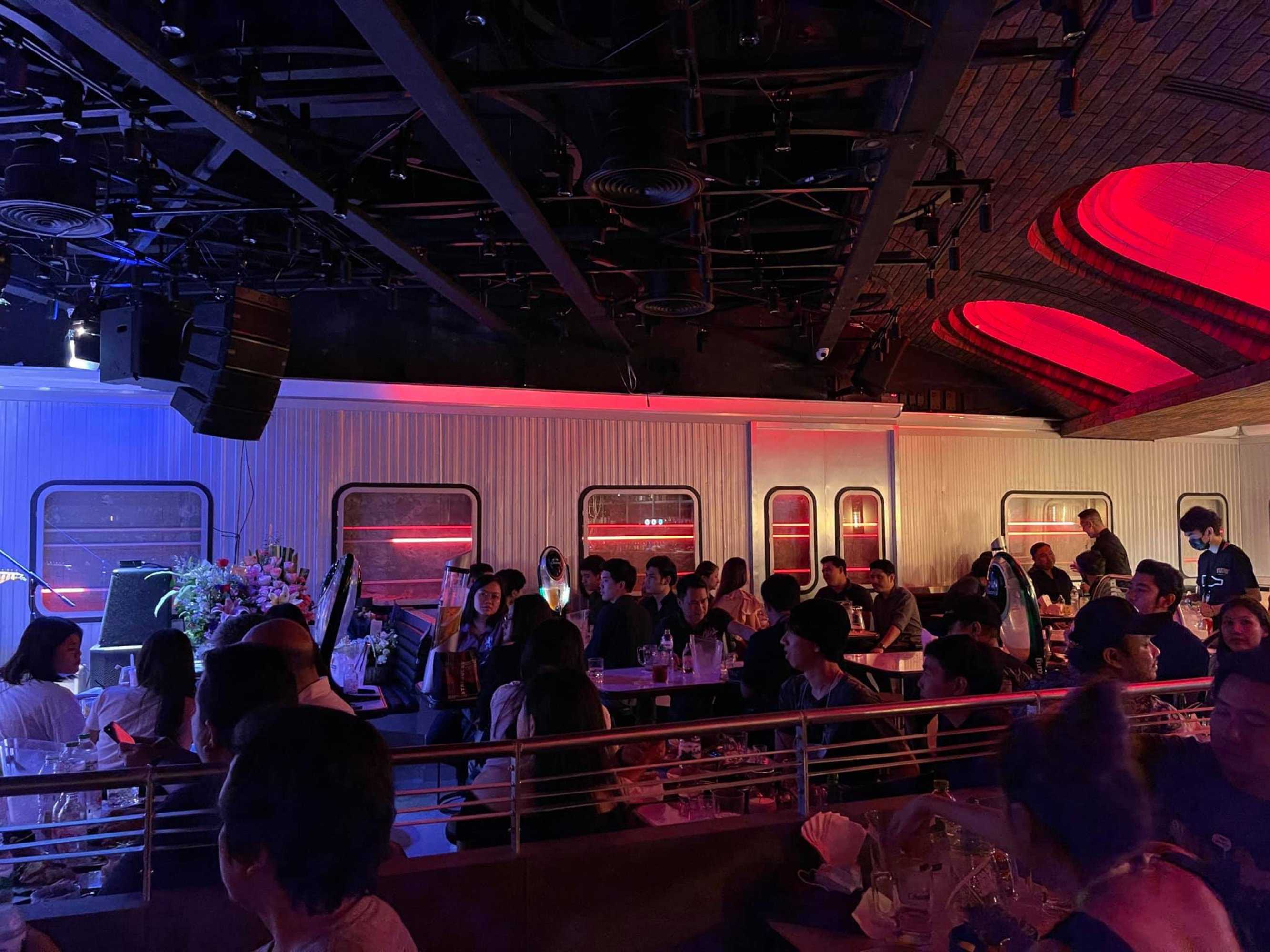 TUBE Music Bar : กรุงเทพมหานคร