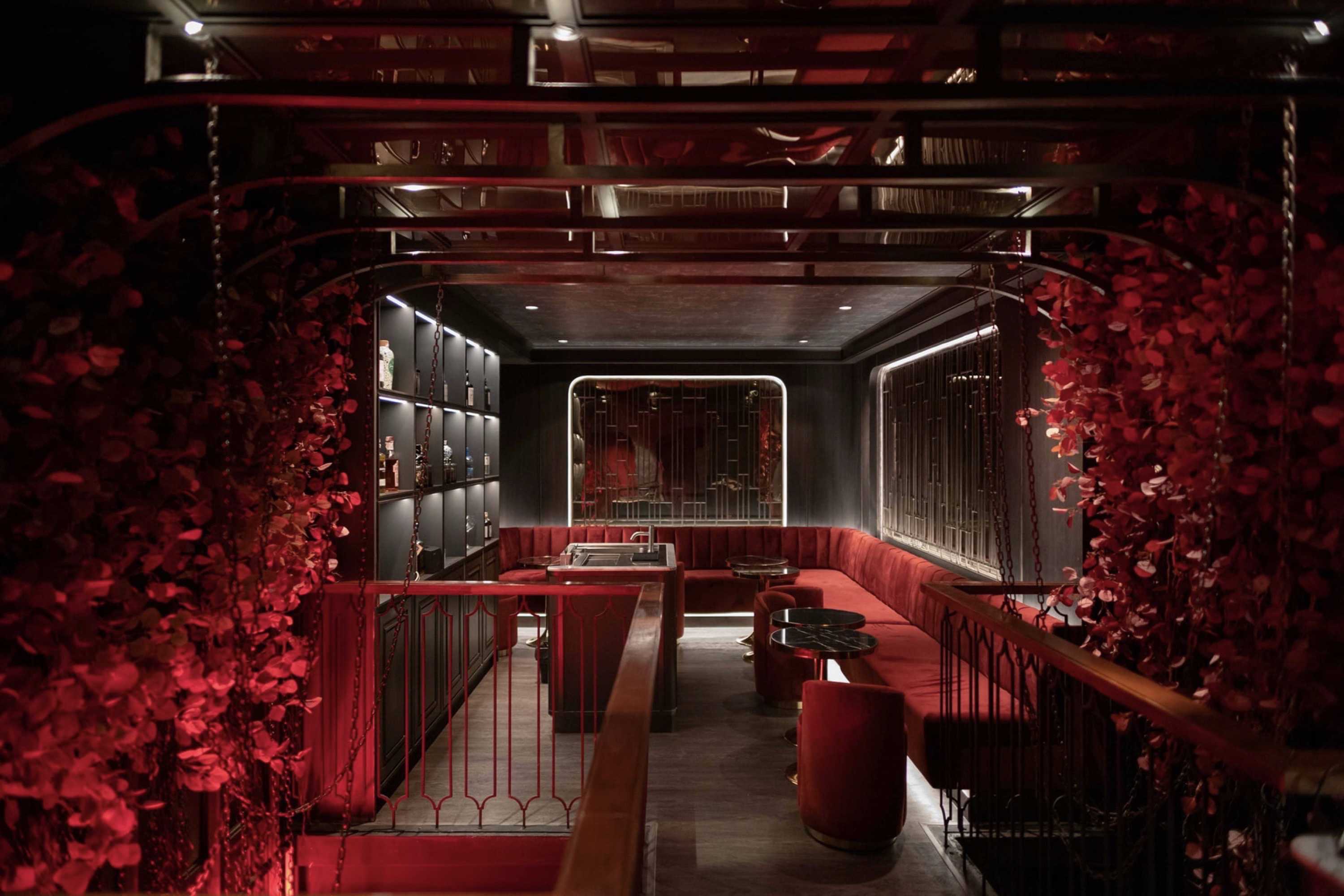 Midsummer Night's Dream Bar : กรุงเทพมหานคร