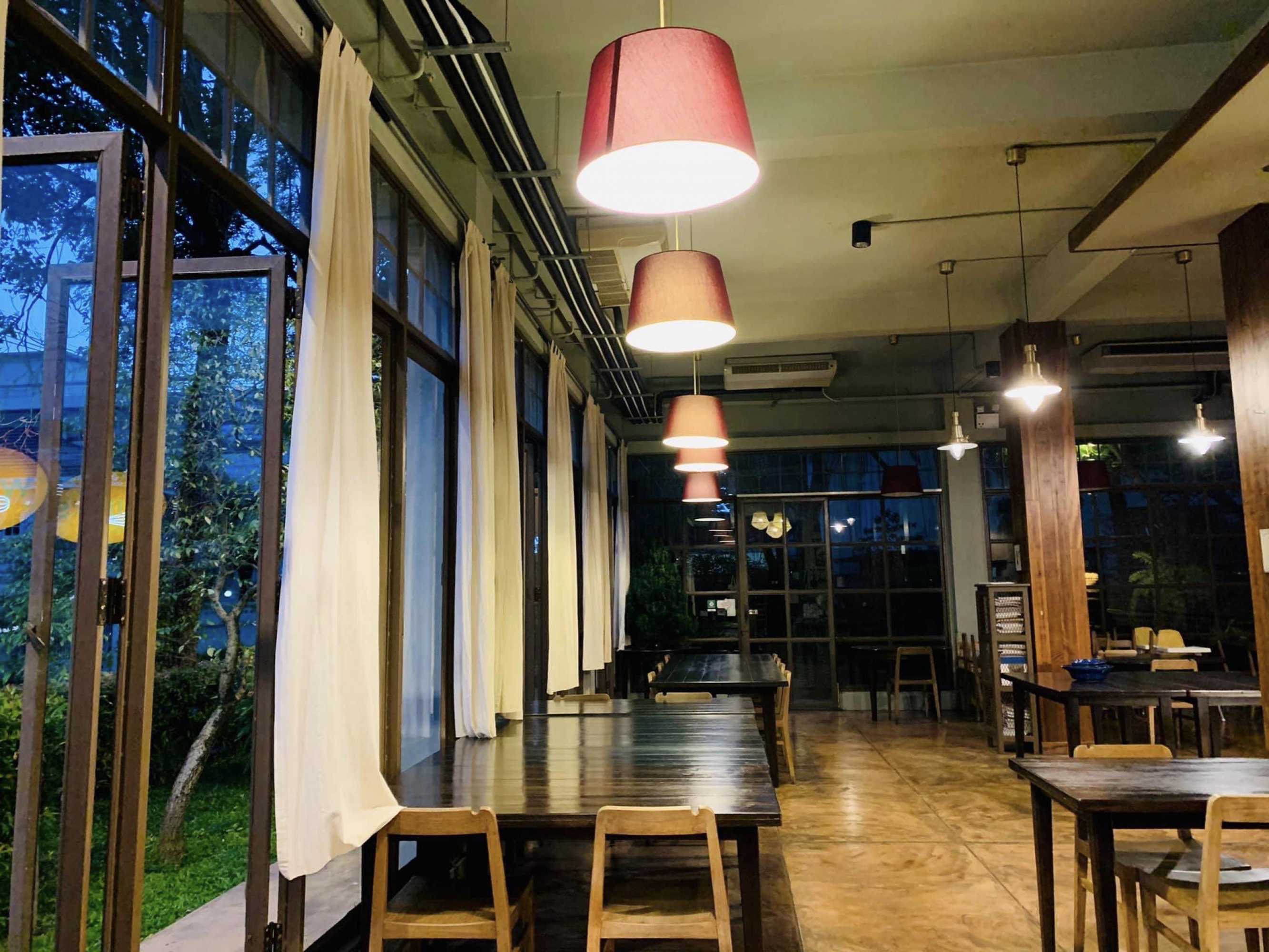 Wife's Restaurant : กรุงเทพมหานคร
