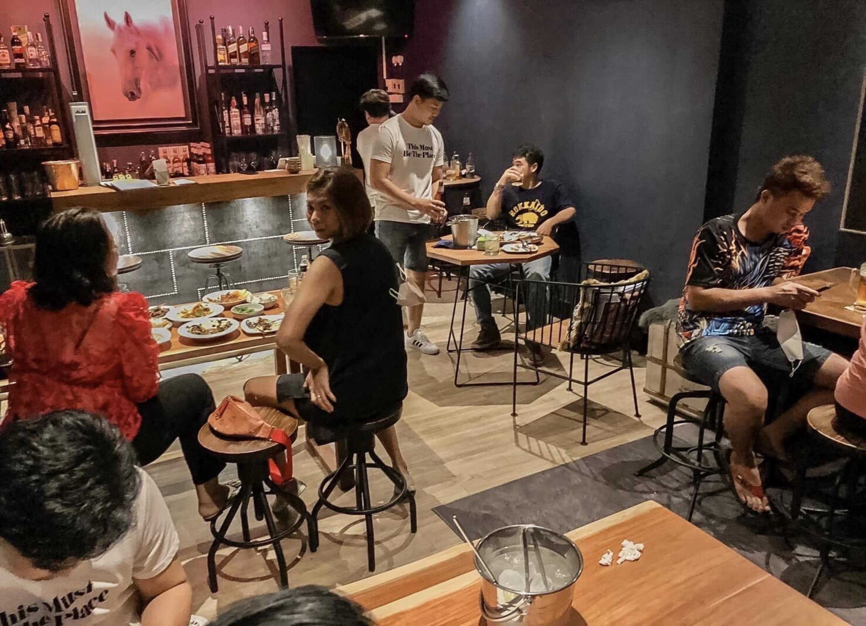 Bar 42 : กรุงเทพมหานคร
