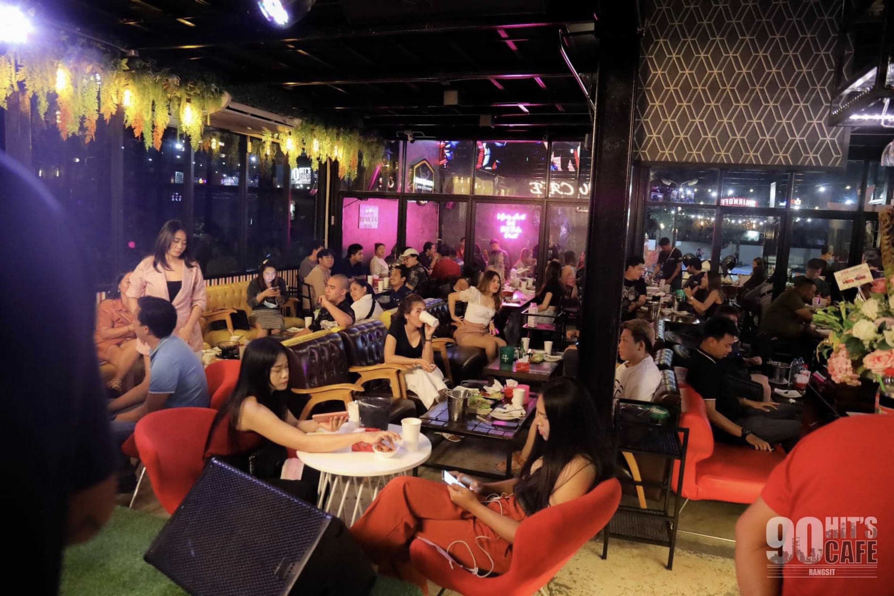 90 HIT"S CAFE : ปทุมธานี