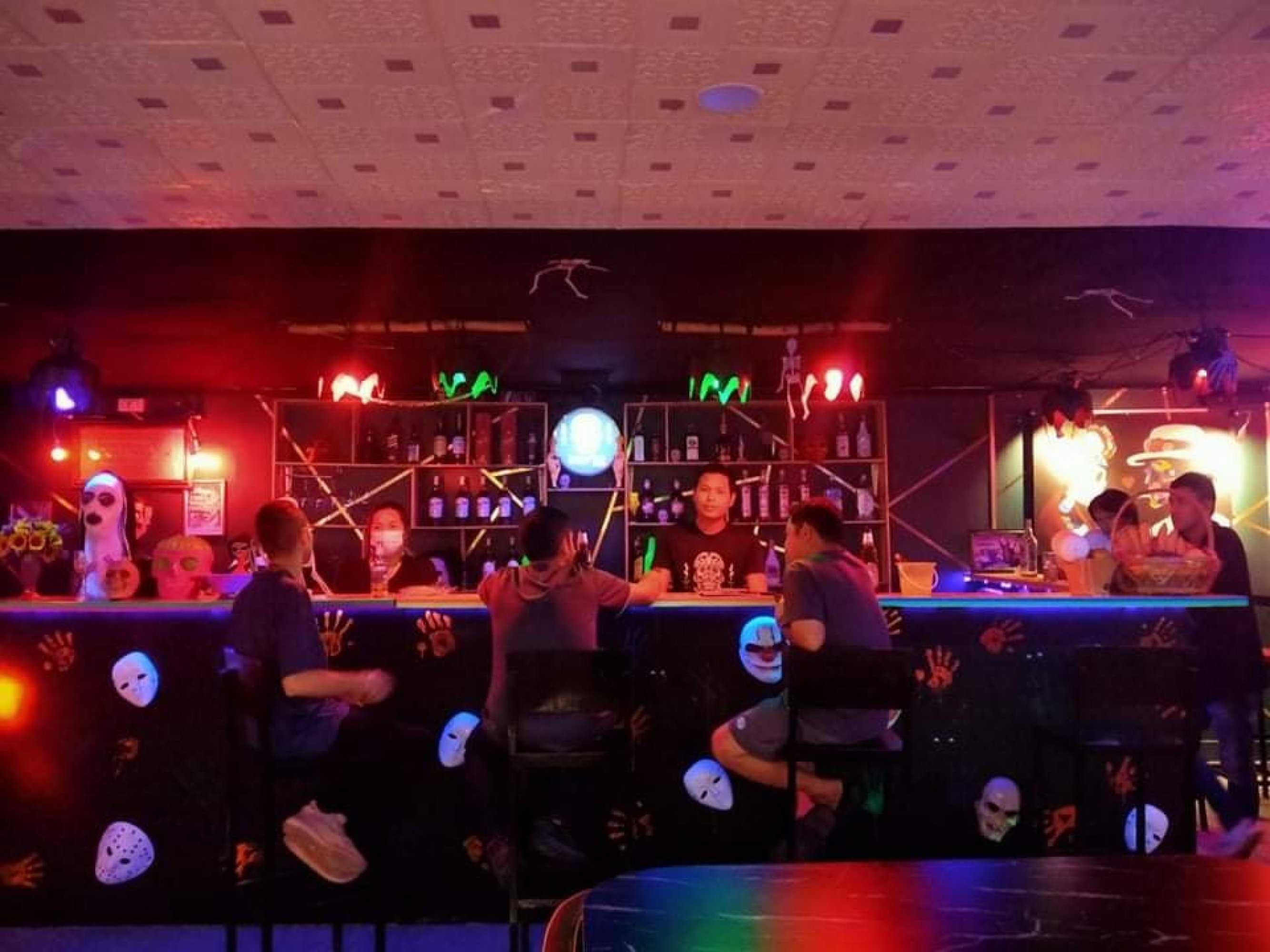 Scary Bar & Restaurant - Ekkamai 12 : Bangkok