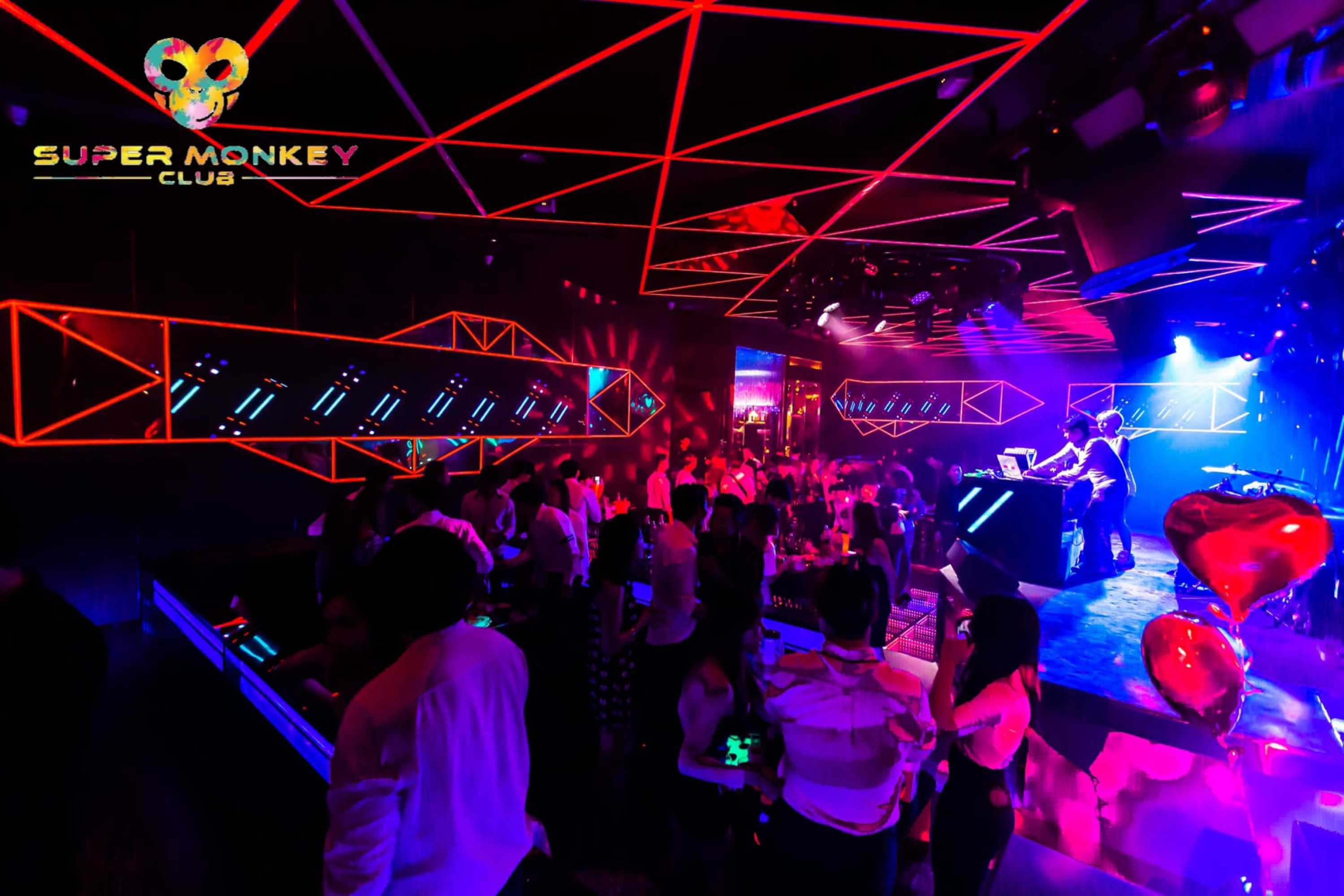SuperMonkeyclub : กรุงเทพมหานคร