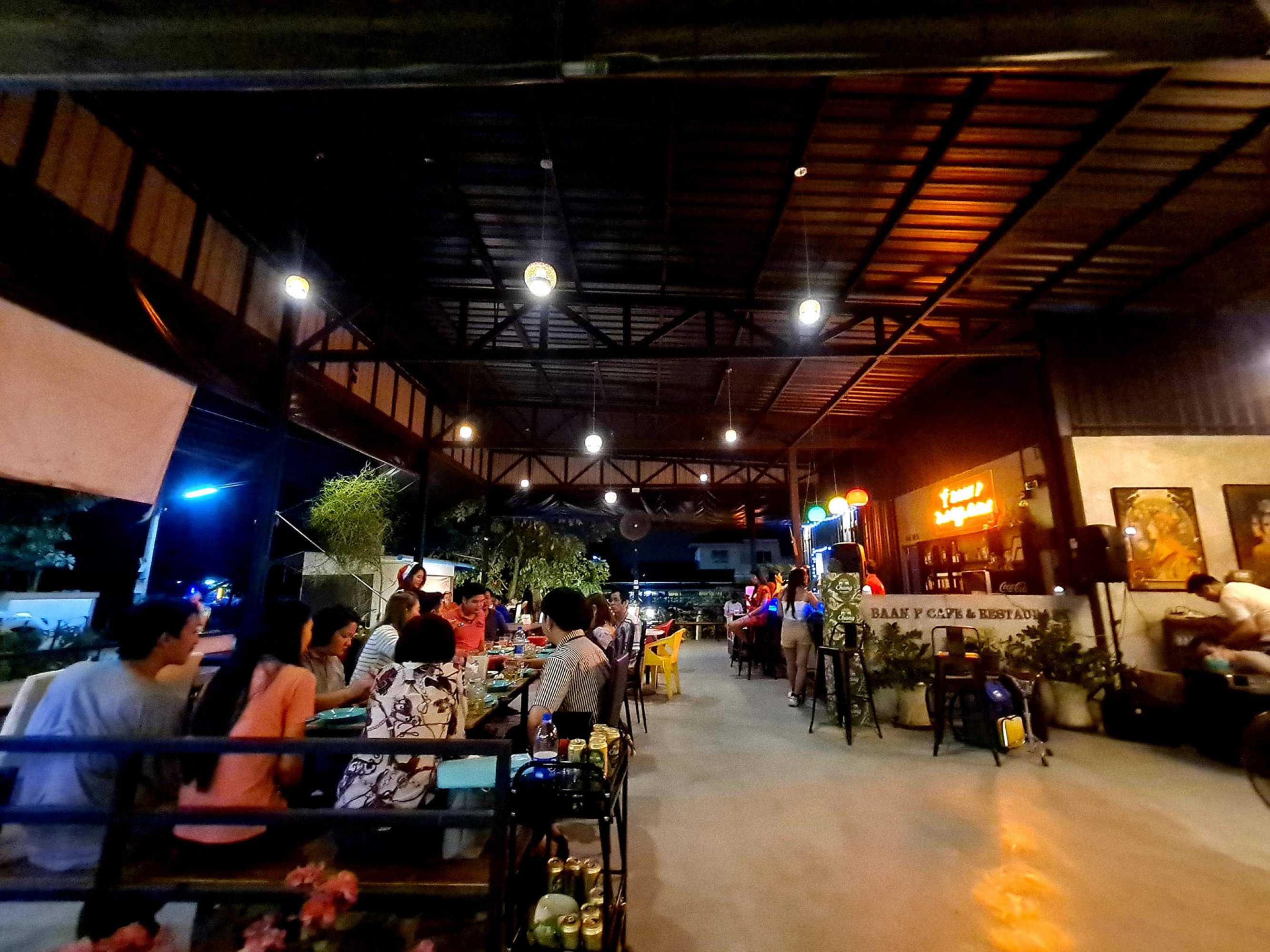 บ้านภี​ Cafe&Restaurant : ปทุมธานี
