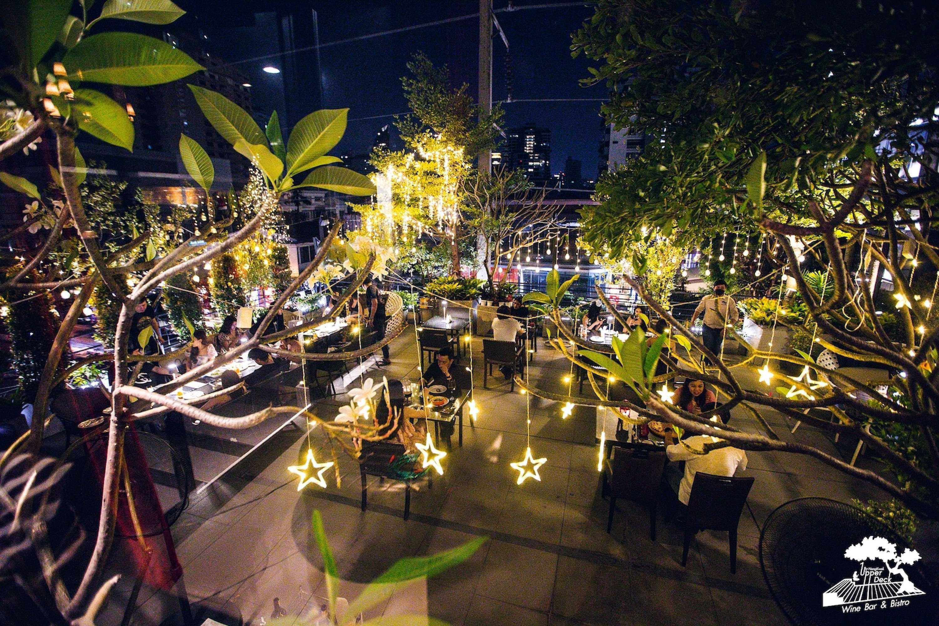 Ten Cafe’ Cocktail Bar Bangkok : กรุงเทพมหานคร