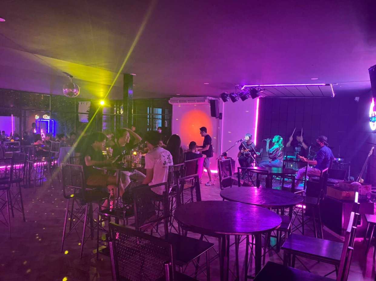 Flamingo Music Bar & Restaurant : เชียงใหม่