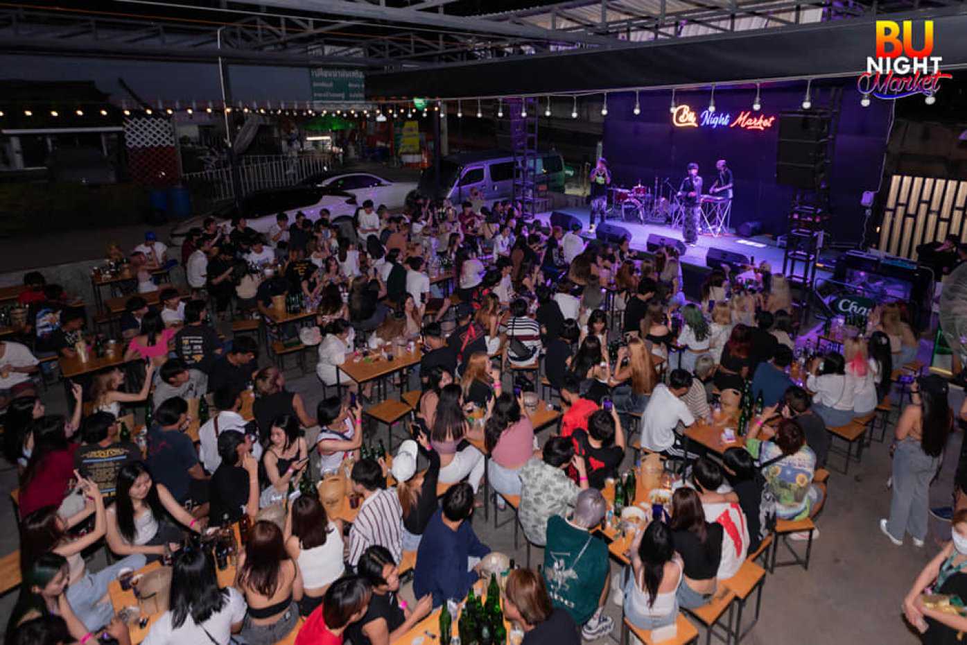Bu Night Market ตลาดนัดกลางคืน : ปทุมธานี