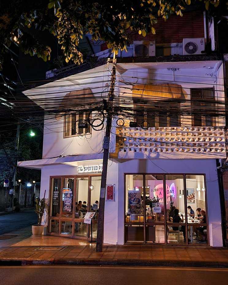 The Spotted Pig : กรุงเทพมหานคร