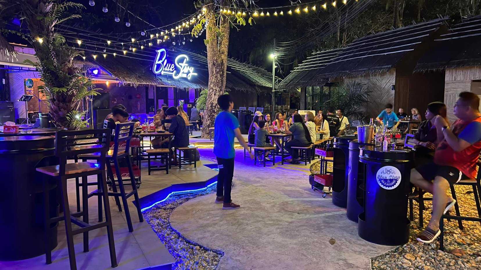 Blue Story Bar&Restaurant : กระบี่