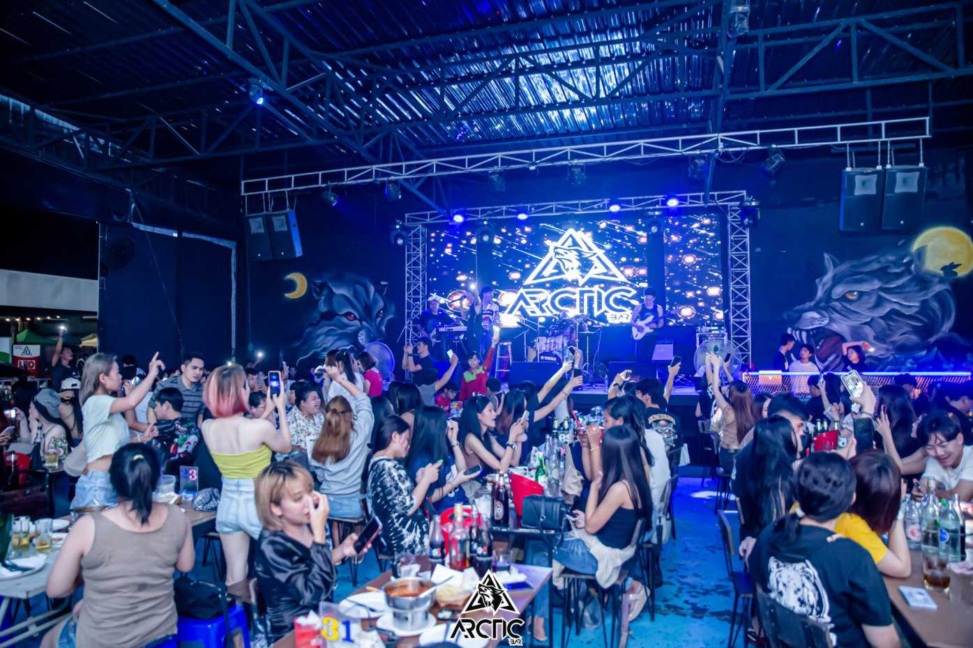 Arctic Bar : Samut Prakan