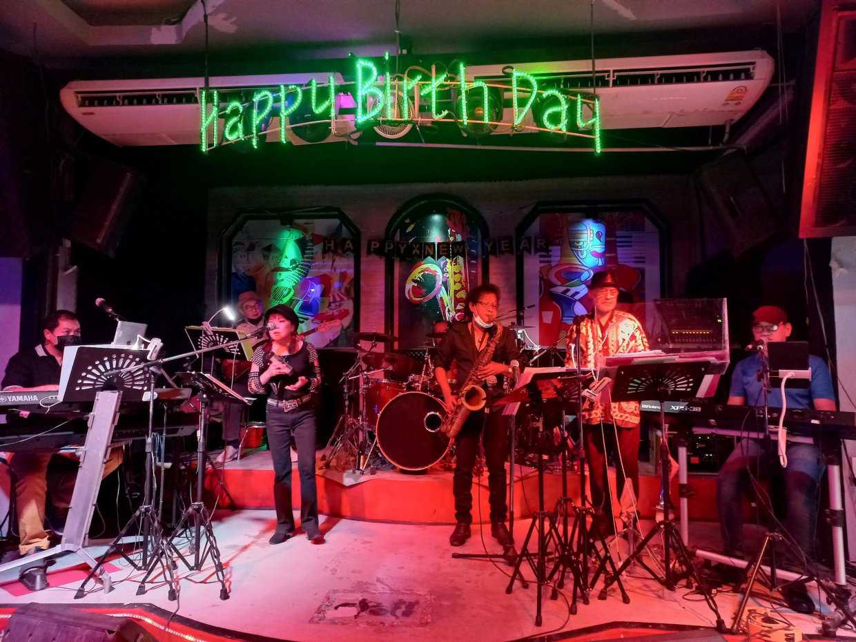 Happy Birth Day Music Town : Bangkok