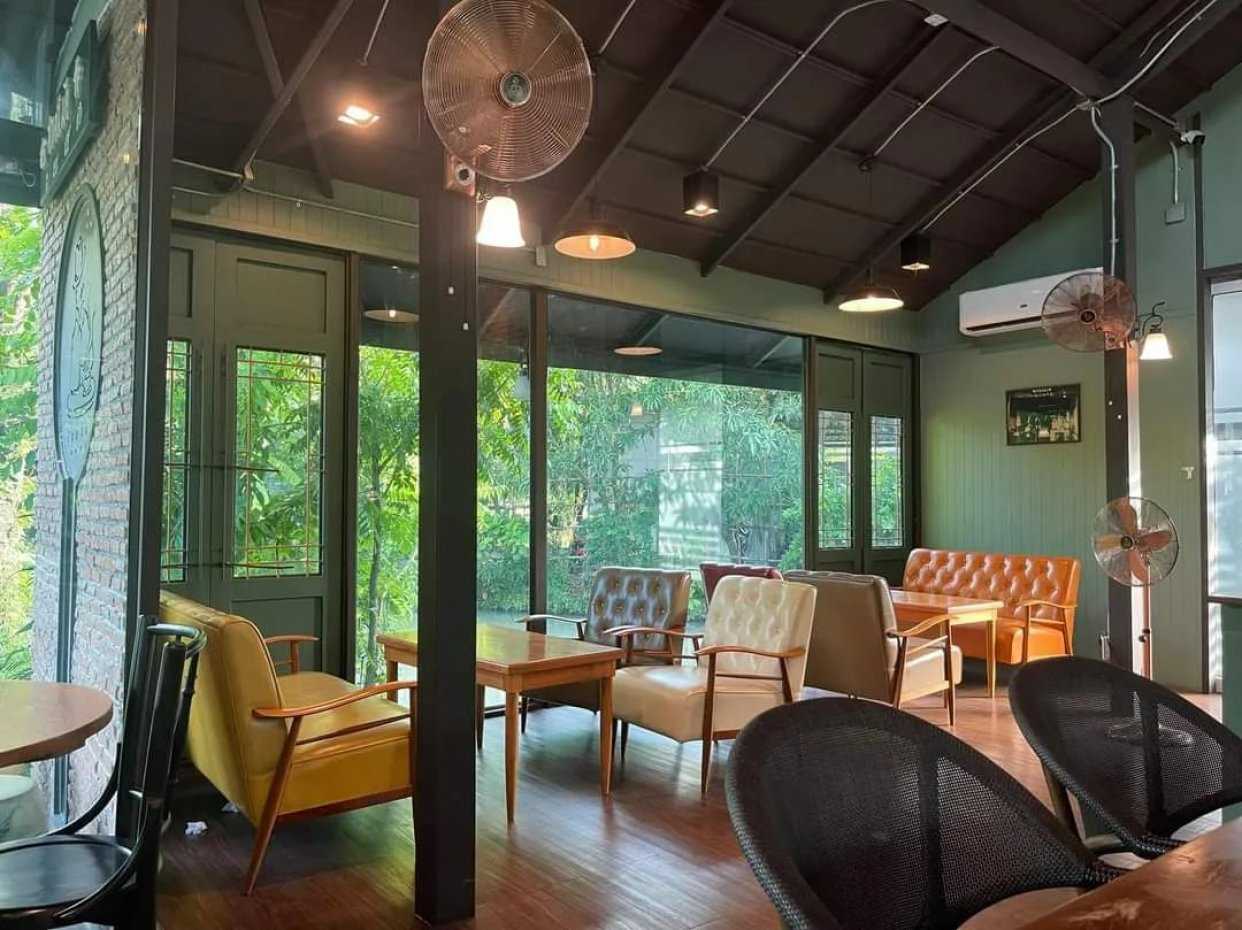 ชายสมัยคาเฟ่ 2498 บางกอก : กรุงเทพมหานคร