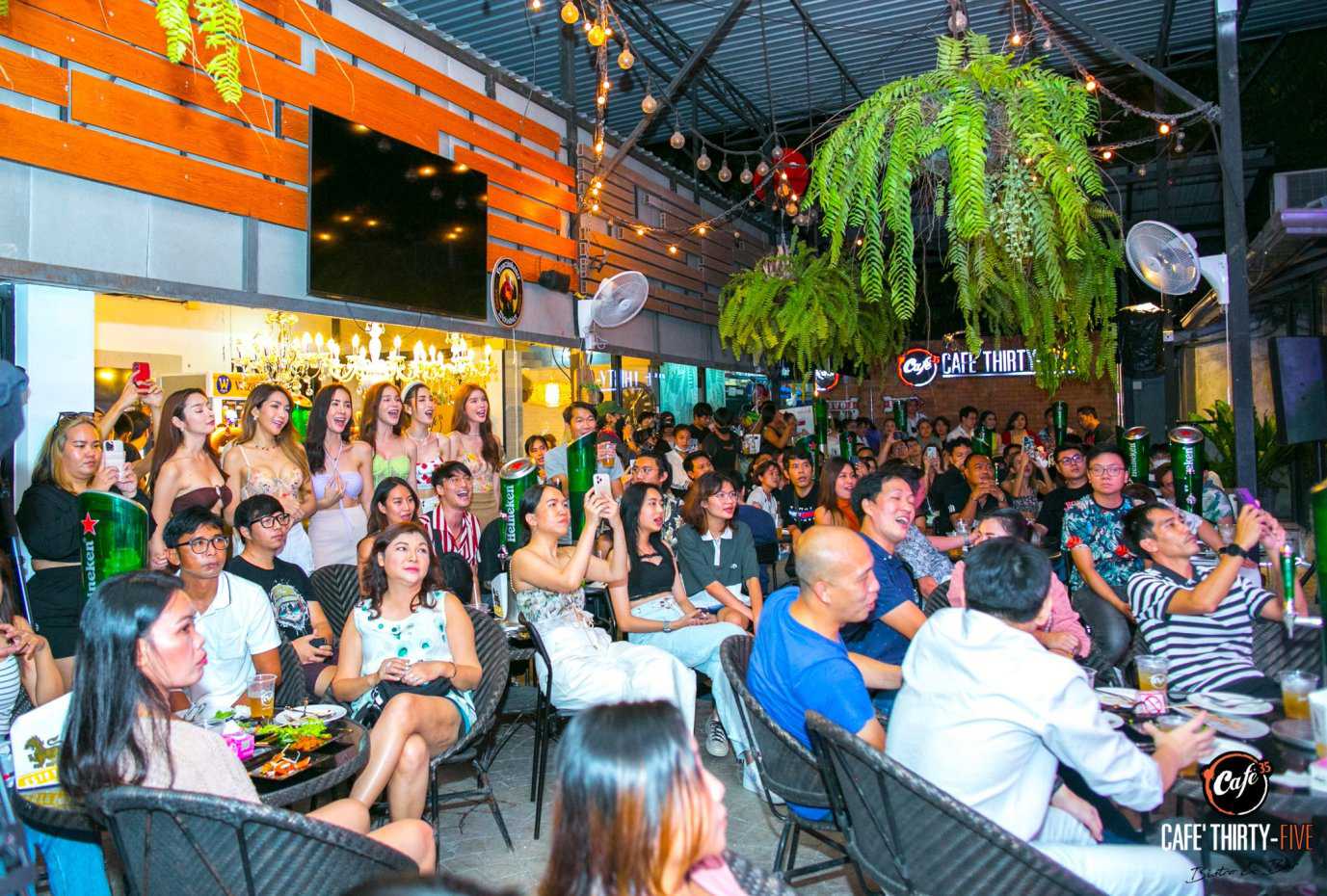 Cafe'35 Bistro & Bar : ชลบุรี