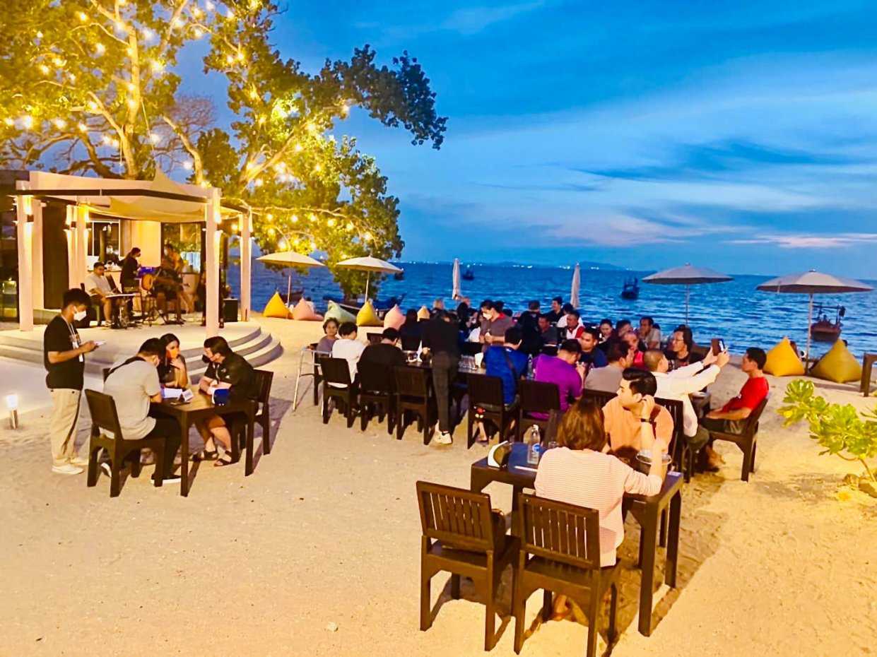 Sea You Soon Seafood Cafe x Bar : Chon Buri