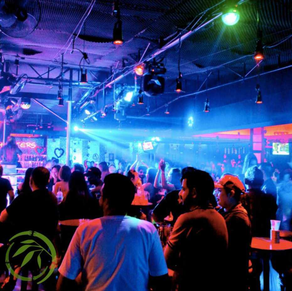 Bamboo bar : กรุงเทพมหานคร