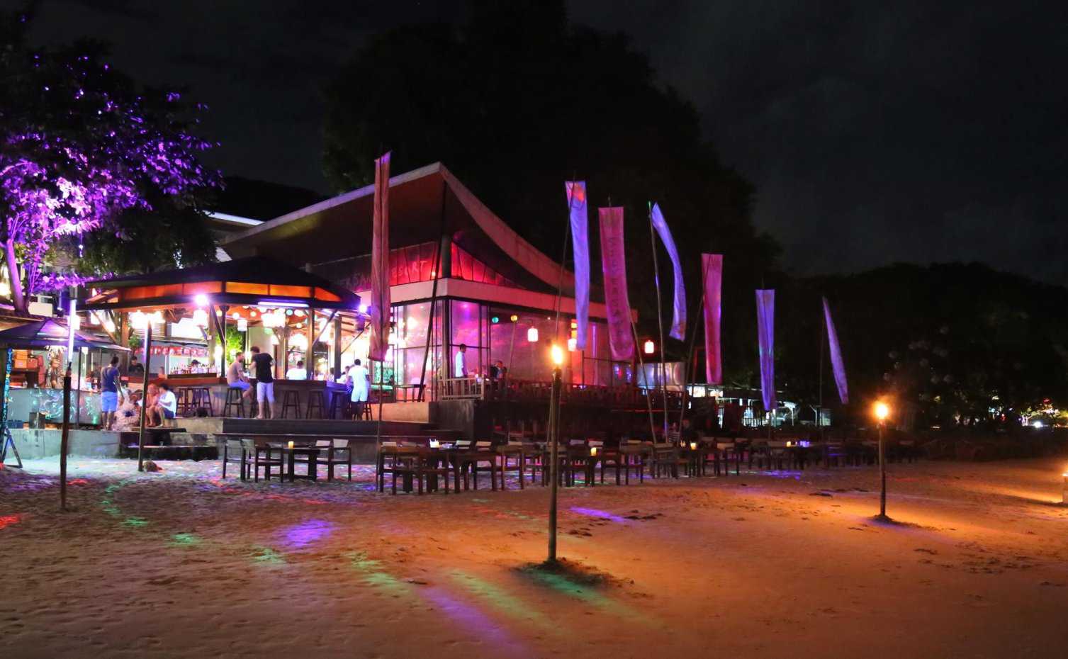 Silversand Bar Koh Samed : ระยอง