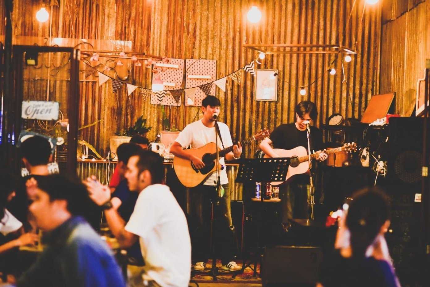 Ninety Bar - Ninety cafe : นนทบุรี