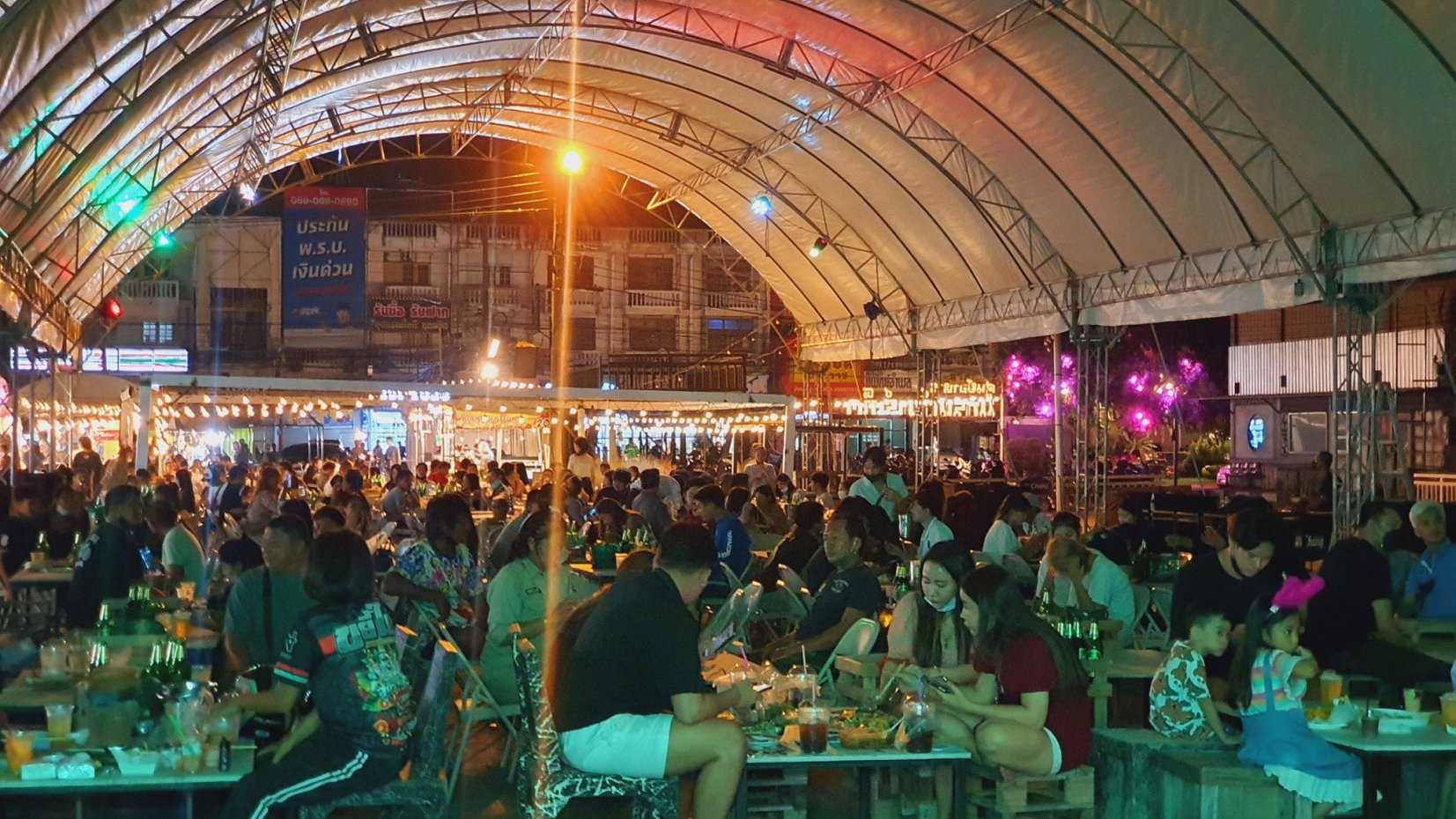 Grand Market Ayutthaya : Phra Nakhon Si Ayutthaya