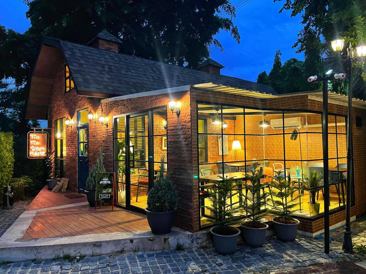 TIN TIN STEAK HOUSE : Nonthaburi