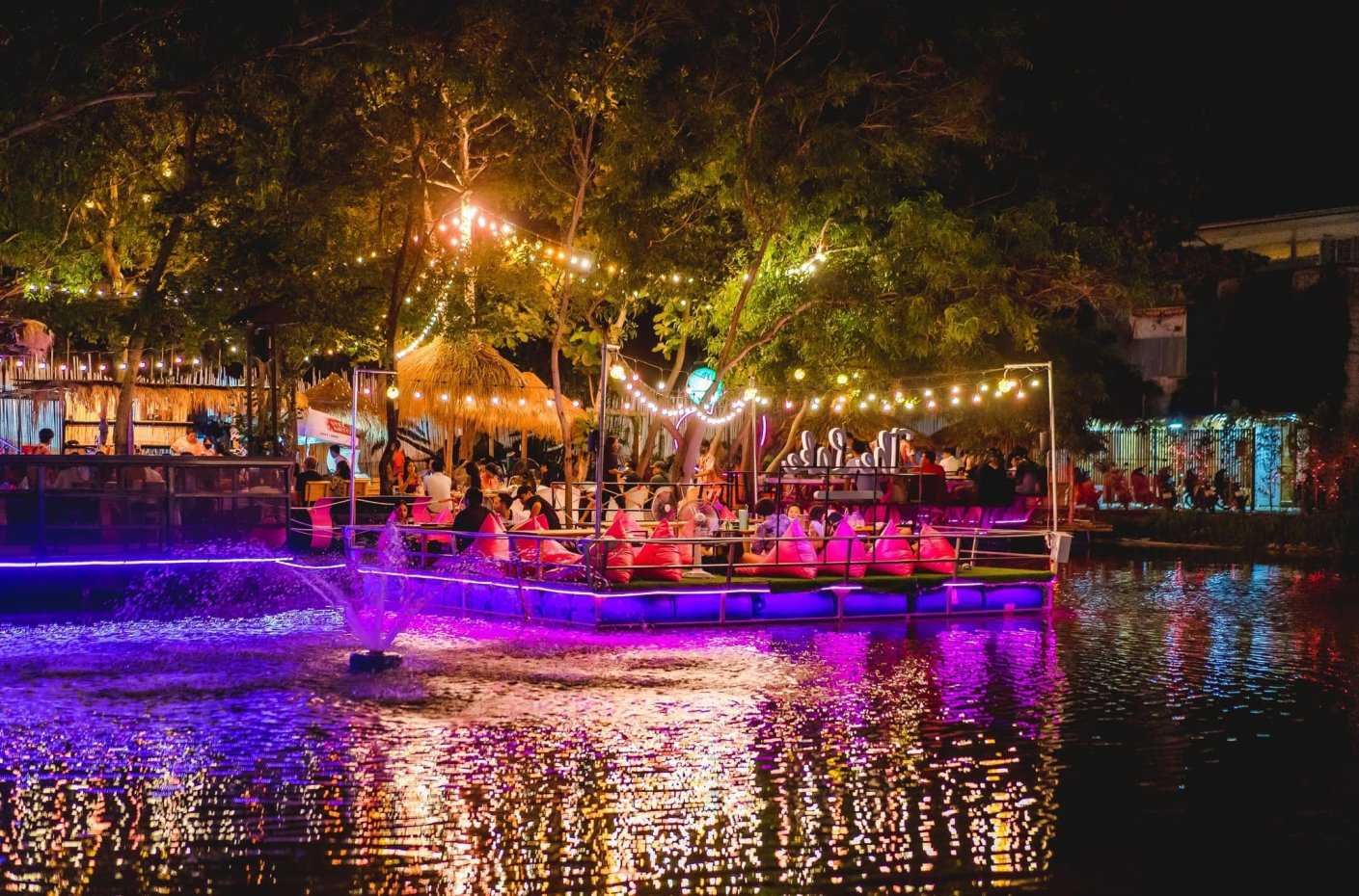 The Lake cafe&Restaurant : Chon Buri