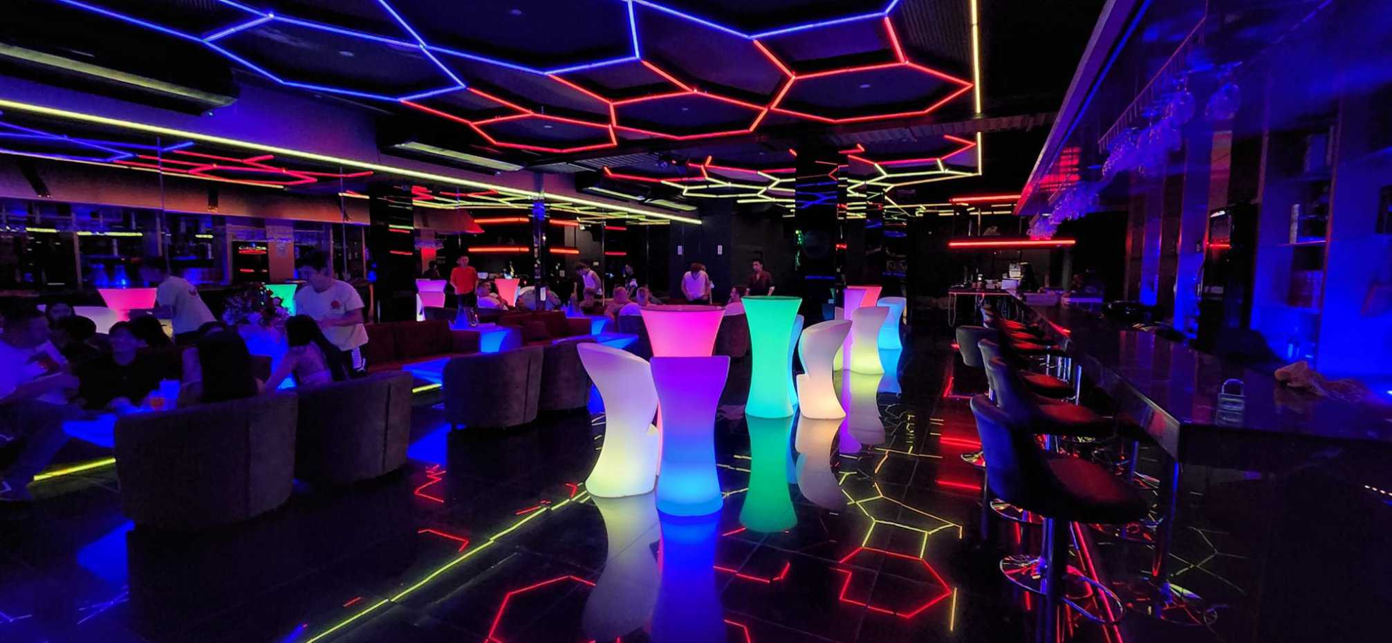 Dragon Complex Pattaya : ชลบุรี
