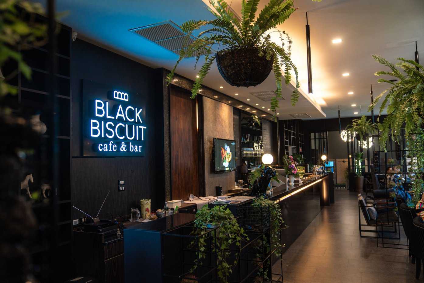 Black Biscuit Cafe & Bar : เชียงใหม่