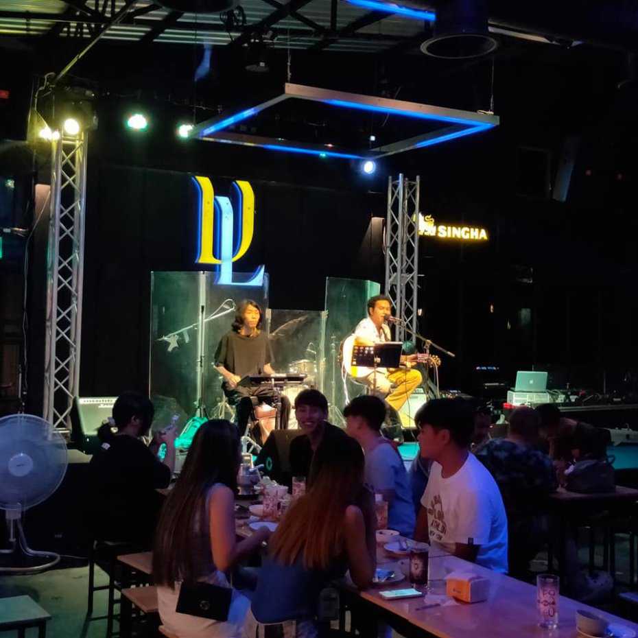 U.LIKE Bar&Restaurant : กรุงเทพมหานคร