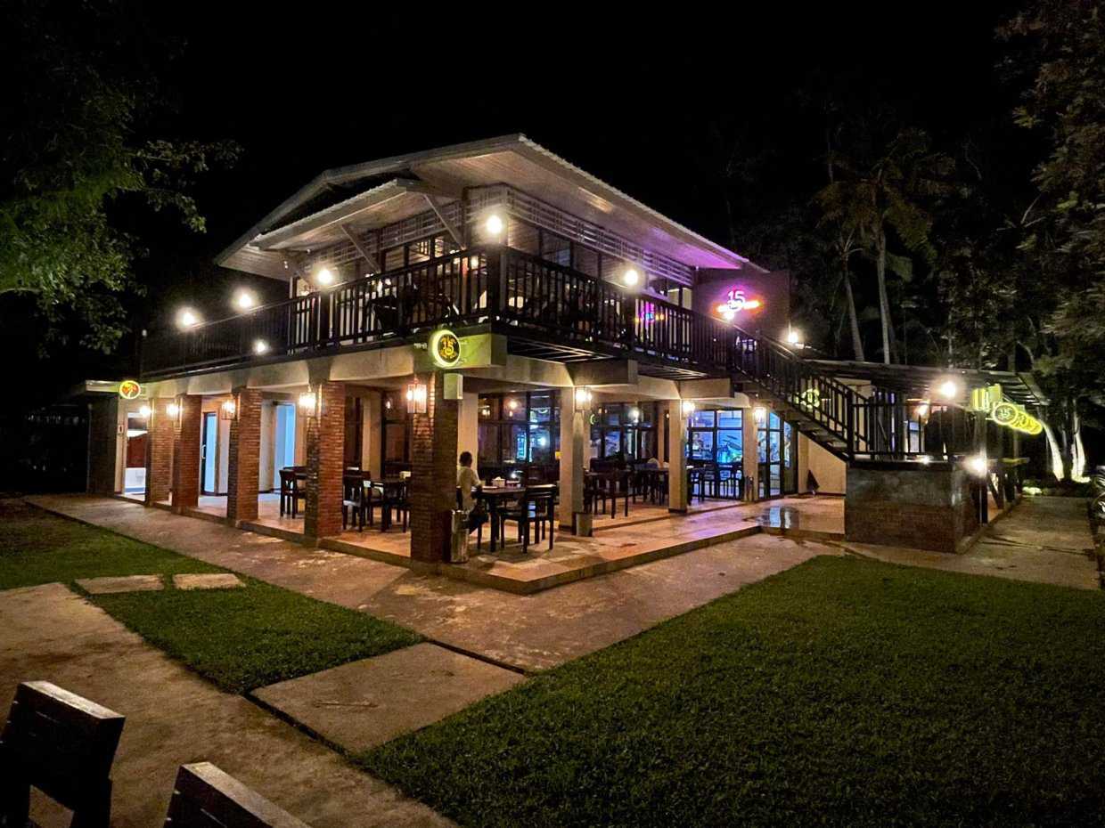 15 Bar & Bistro : Surat Thani