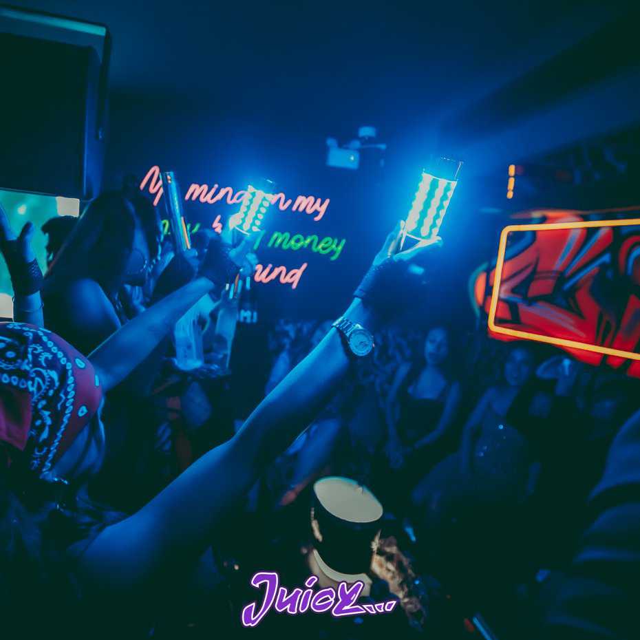 Juicy : กรุงเทพมหานคร