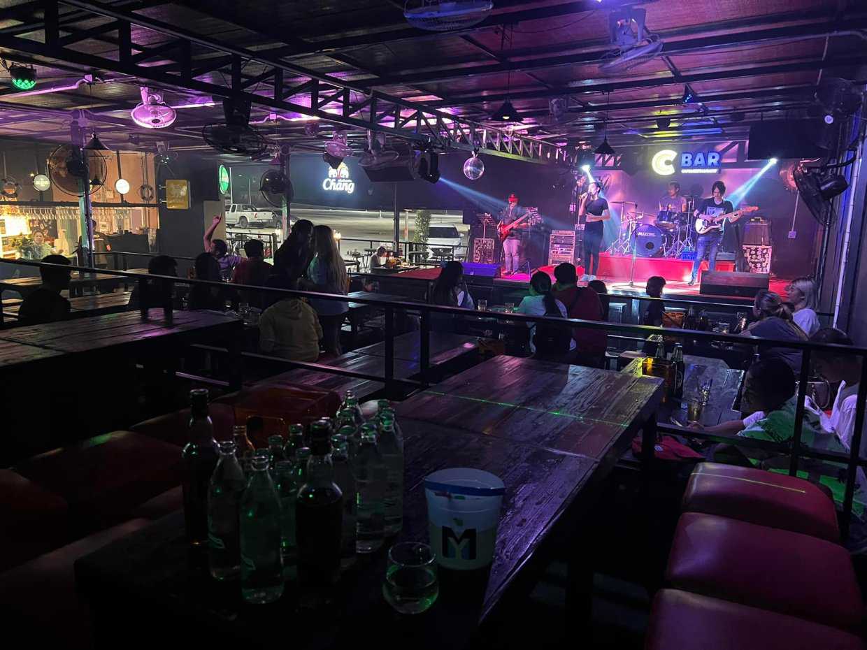 C-BAR ตลาดหัวถนน : สมุทรปราการ