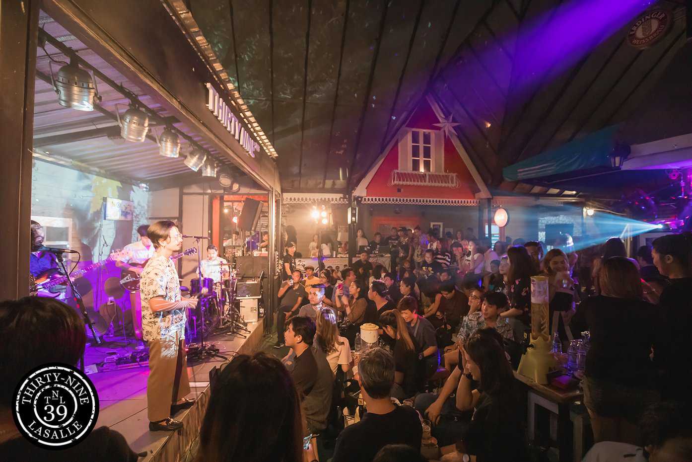 39 Thirty Nine Bar Bistro : กรุงเทพมหานคร