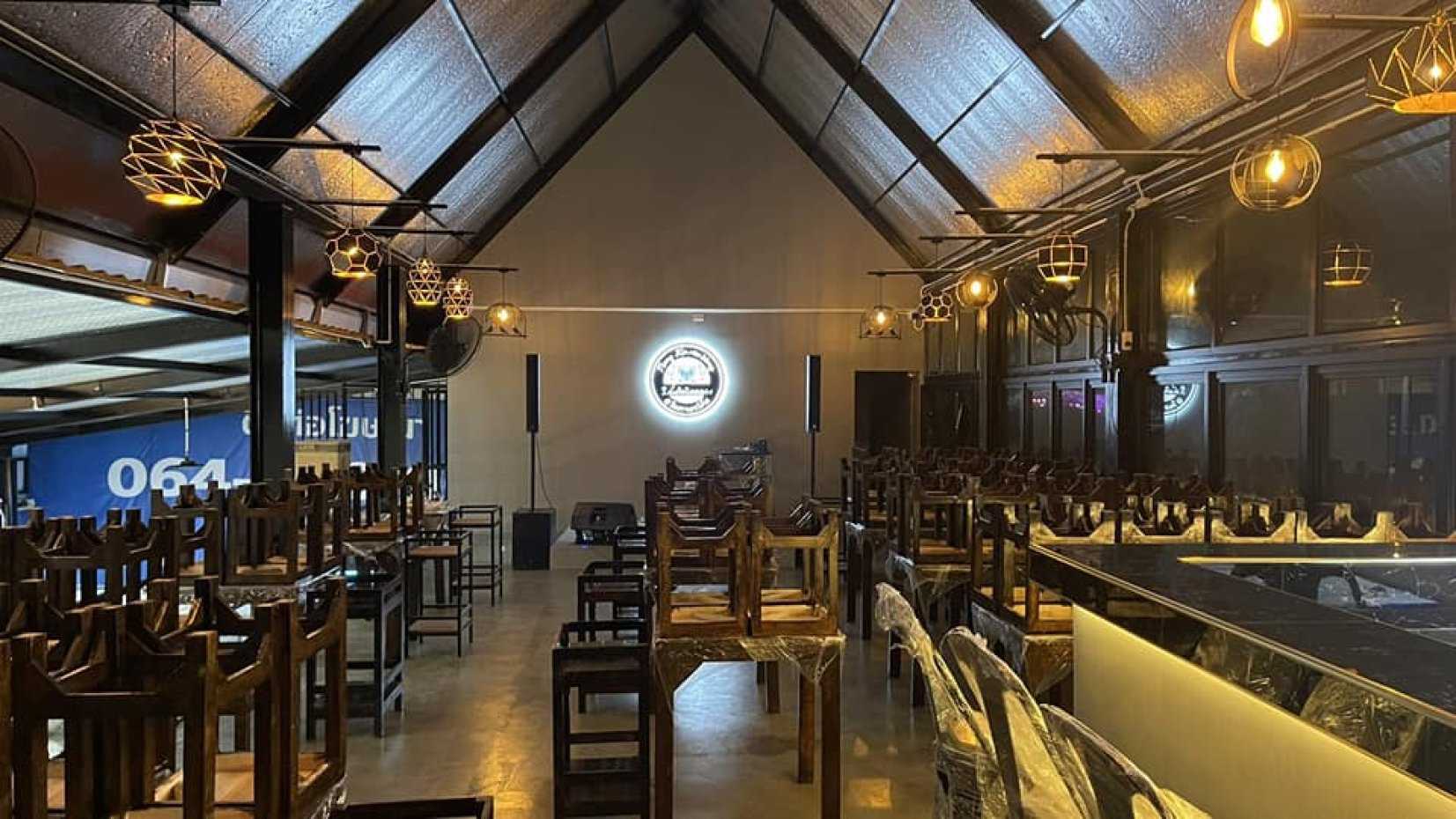นั่งกินริมคลอง - วินเทจมาร์เก็จ : ปทุมธานี