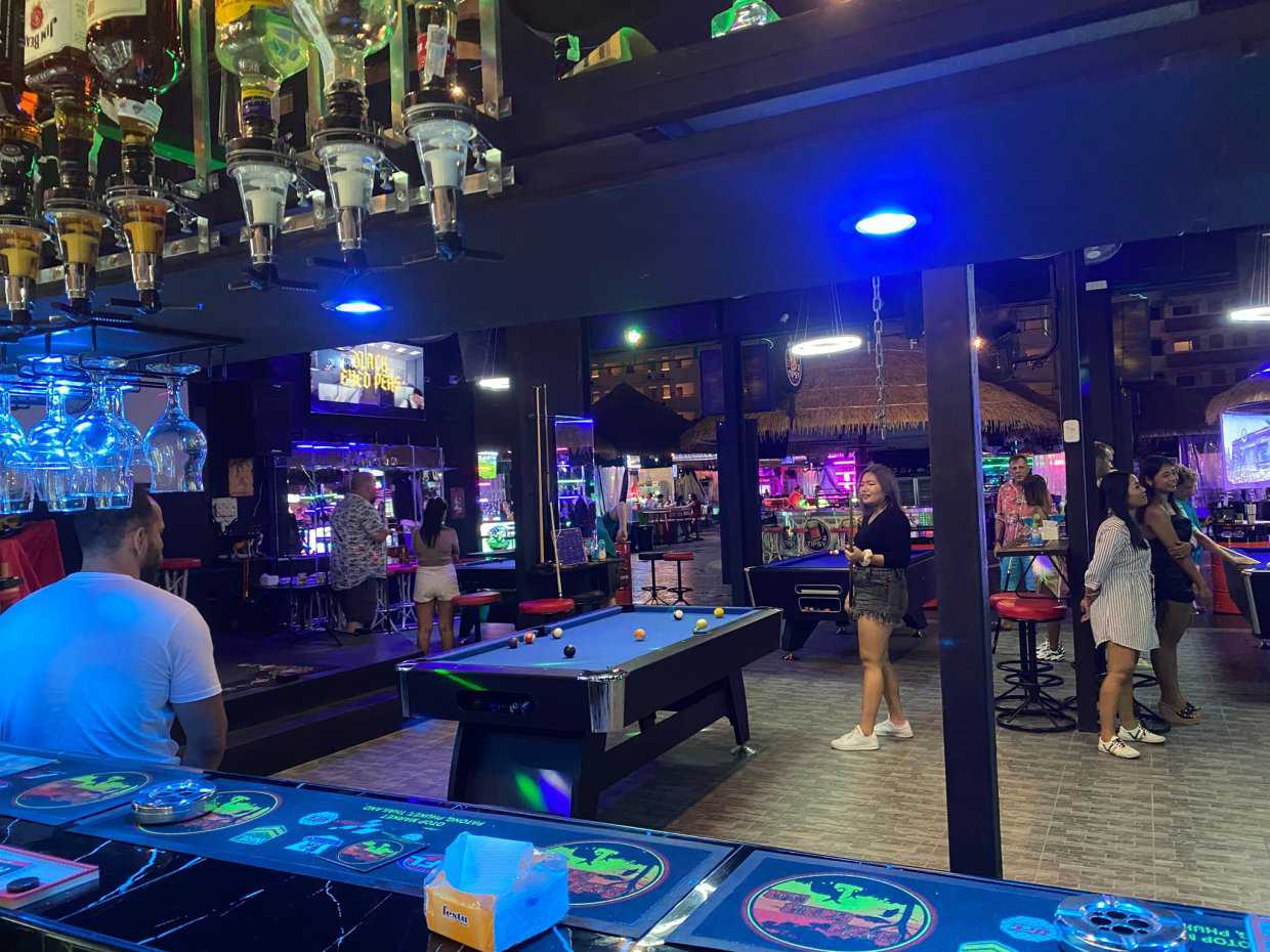 Down Under Sports Bar and restaurant : ภูเก็ต