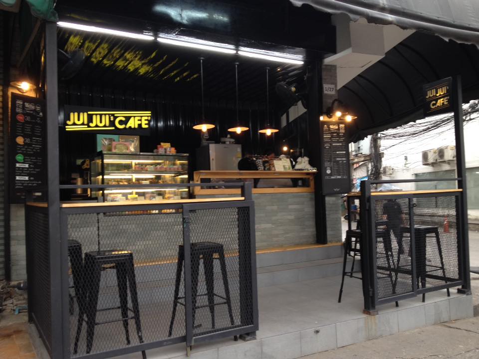 JUIJUI’s CAFE’ (จุ๋ยจุ๋ยคาเฟ่) : Bangkok (กรุงเทพมหานคร)