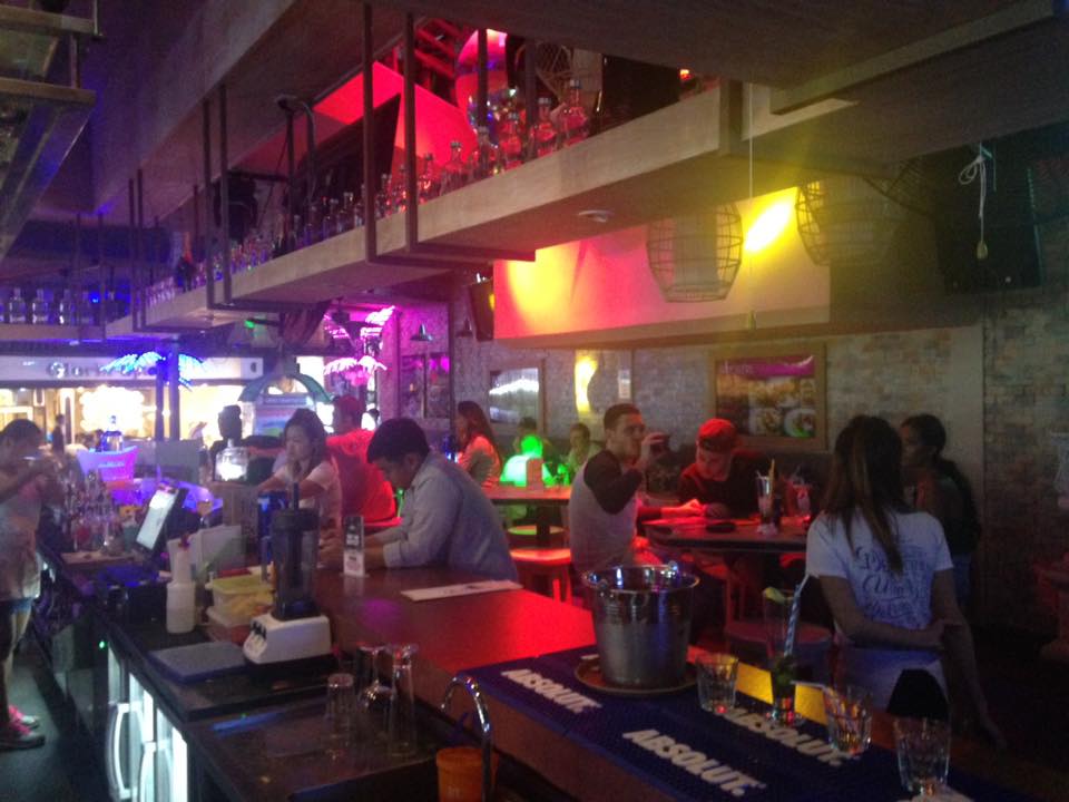เดอะ ปาล์ม บาร์ & กริลล์ (The Palms Bar & Grill, Samui) : สุราษฎร์ธานี (Surat Thani)
